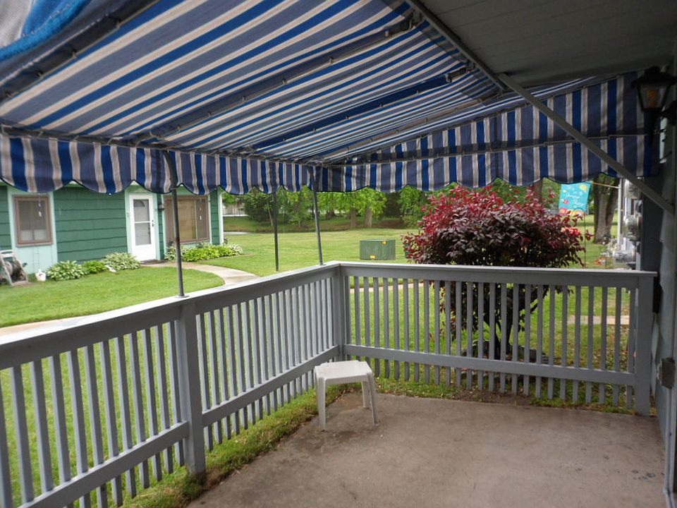1st image of 75 Cedarwood Ct #75