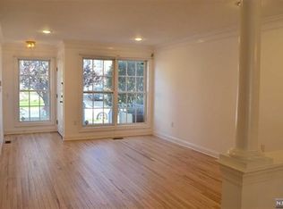 30 Magnolia Way, North Haledon, NJ 07508