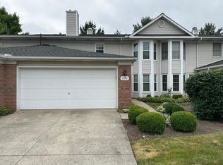 19350 Bradford Ct, Strongsville, OH 44136