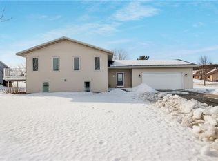 1301 Fairway St, Bloomer, WI 54724