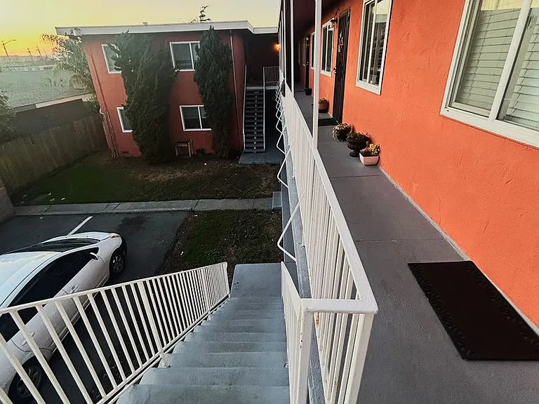 922 Carlson Blvd — Photo 30