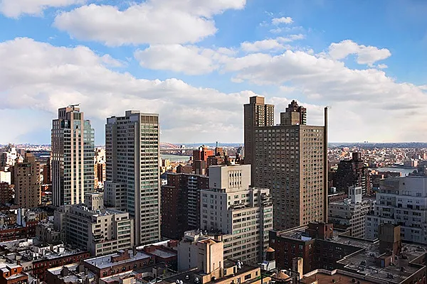 Sold by Nest Seekers International | media 15