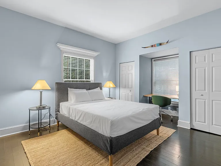 Juniper Place Condominiums — Photo 13