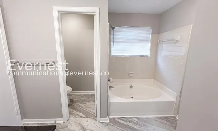 3828 Landgraf Cv — Photo 16