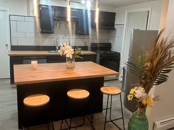 1650 Acushnet Ave #1