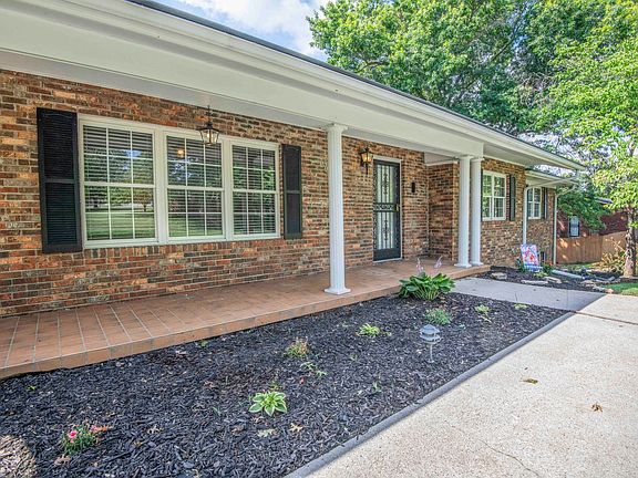 2nd image of 3924 Arline Dr