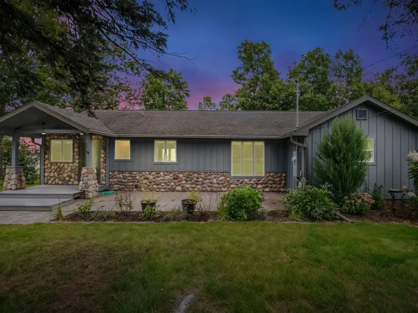 74520 Lake Shore Dr, Washburn, WI 54891