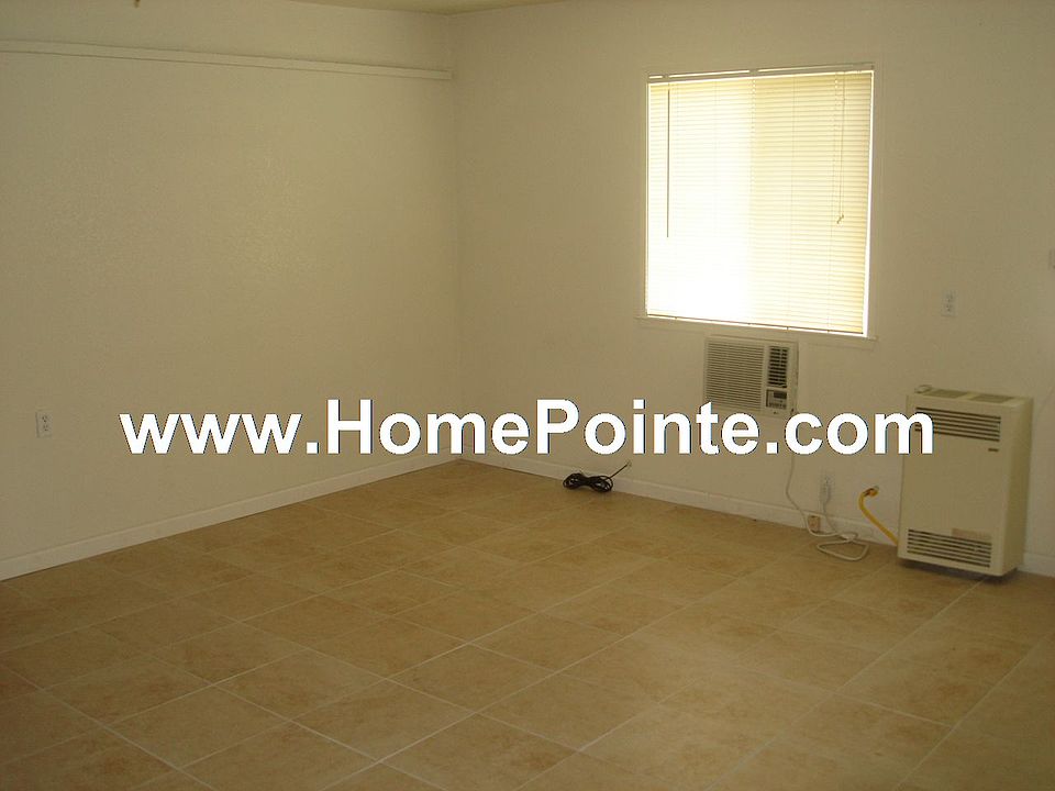 2nd image of 2436 51st Ave #B
