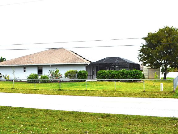 2nd image of 1692 SW Crawford Avenue