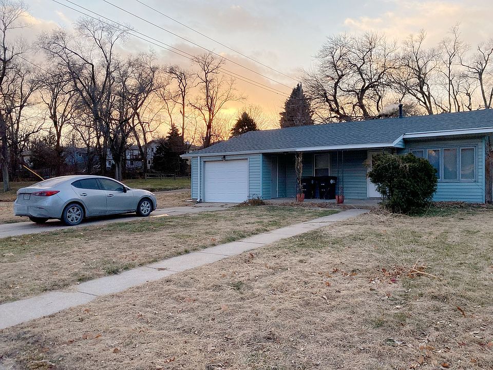 1st image of 2622 S 35th Ave