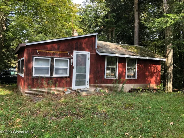 1543 Hemlocks Lane, Argyle, NY 12809