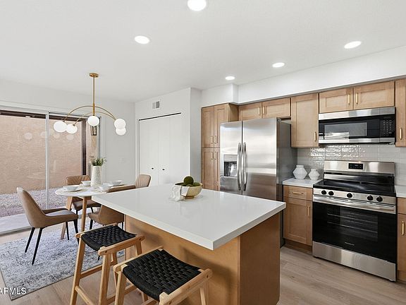 4th image of 6717 W AIRE LIBRE Avenue