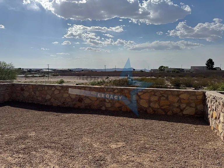 3381 Valverde Loop — Photo 34