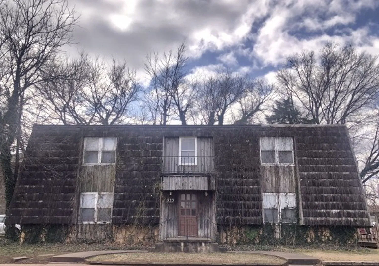 164 - 323 W Miller Unit 1-4 — Photo 1