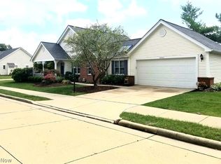 20453 Berkshire Cir, Strongsville, OH