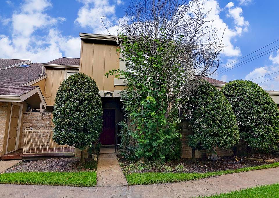 1st image of 11621 Village Place Dr #187