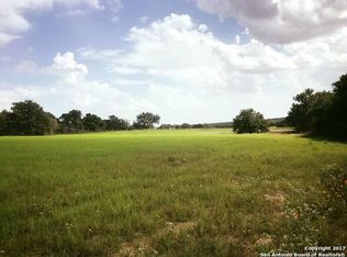 133 Westfield Xing, La Vernia, TX 78121