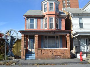 215 Cedar St, Tamaqua, PA 18252