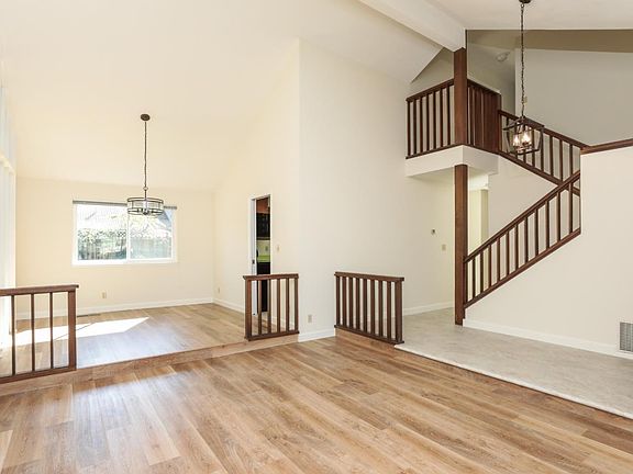 4th image of 4526 Thousand Oaks Dr