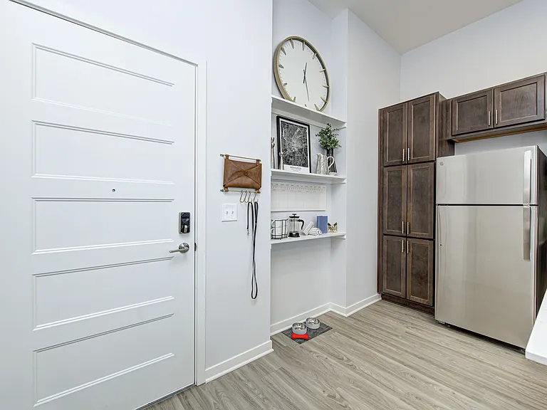 Pullman Pointe — Photo 28