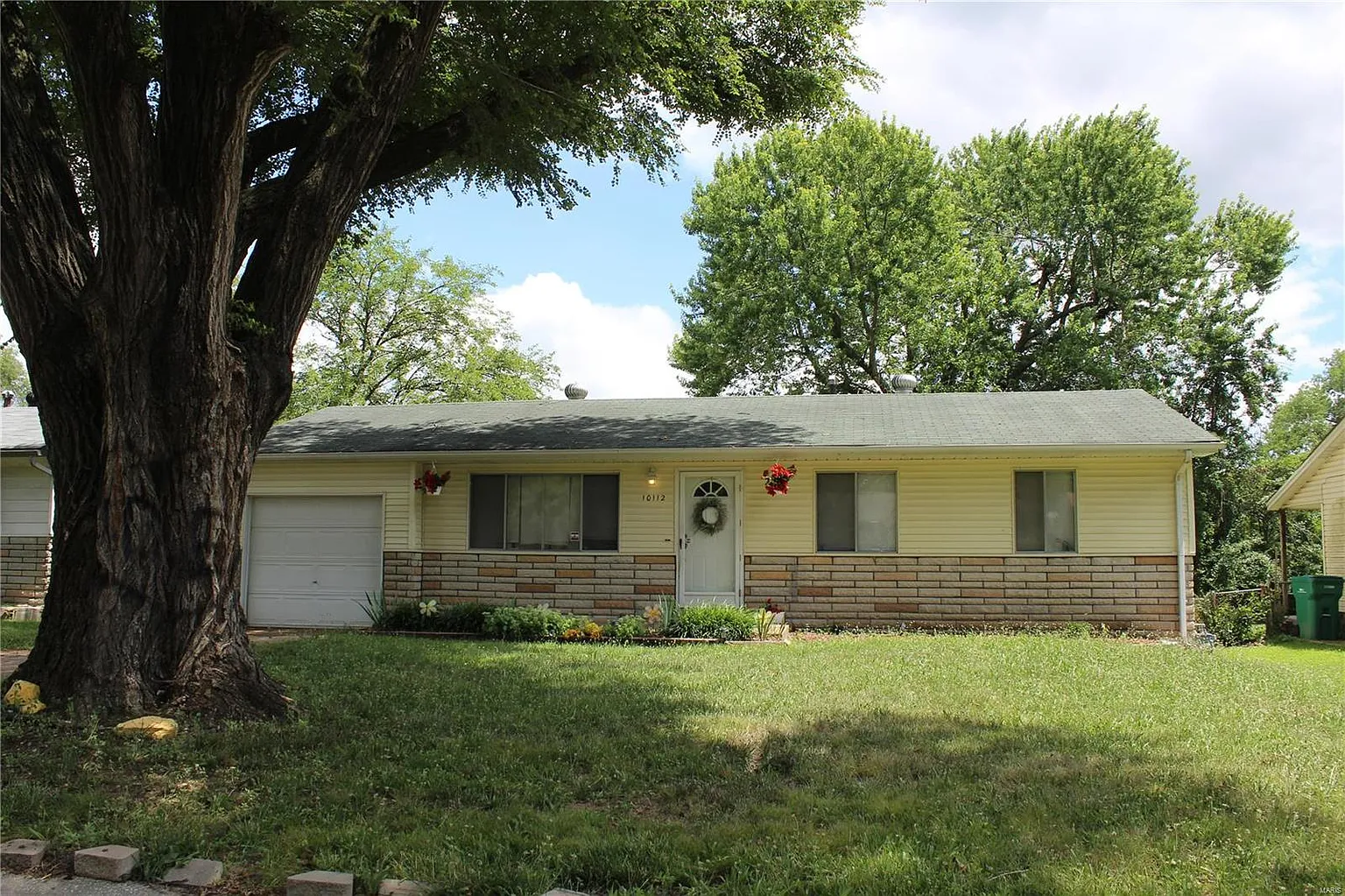 10112 Cavalier Ct photo 1