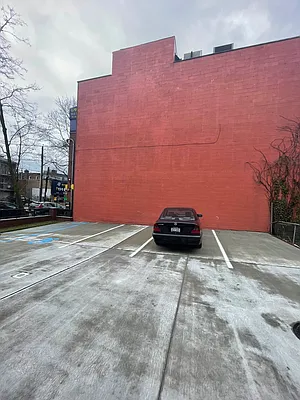 Rented by NY Space Finders Inc. | media 14