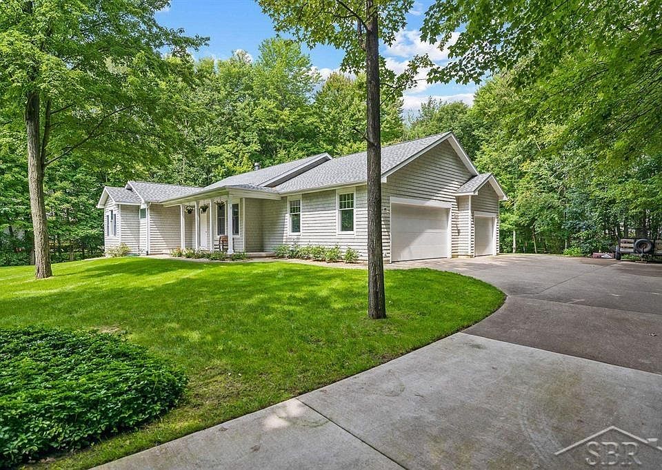 1st image of 3899 E Tupelo Dr