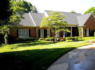 614 Devenger Rd, Greenville, SC 29650