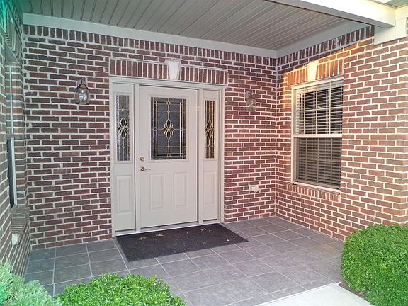 5th image of 102 Nicklaus Dr