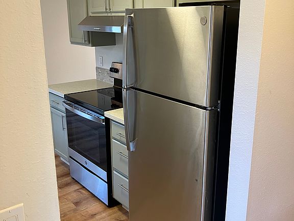 Kitchen, from front entry