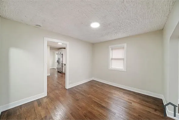 11743 S Princeton Ave — Photo 5