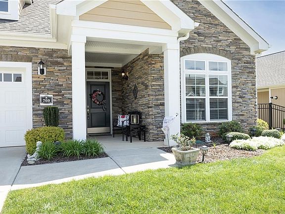3rd image of 769 Ashley Woods Dr