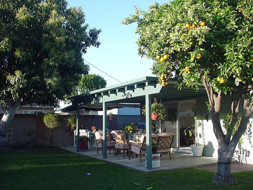 2nd image of 16782 Debra Cir