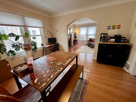 4th image of 211 S Gainsborough Ave #2