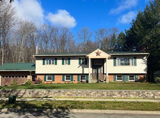6 Beachcrest Dr, Burlington, VT 05408