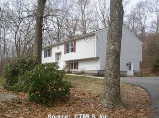 6 Conrad Ct, Gales Ferry, CT 06335