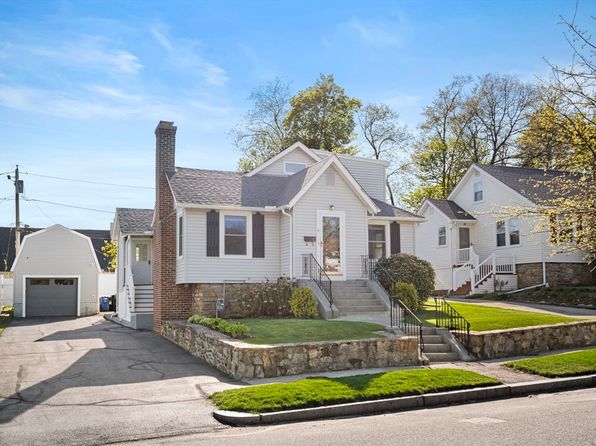 14 Knowles Rd, Worcester, MA 01602