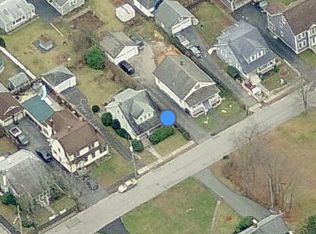 15 Maiden Ln, Port Jervis, NY 12771
