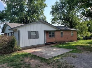 907 Sheryl St, Tahlequah, OK 74464