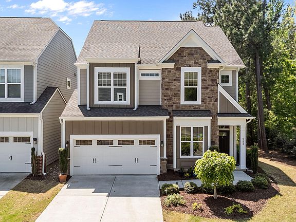 2nd image of 583 Rowanwood Way