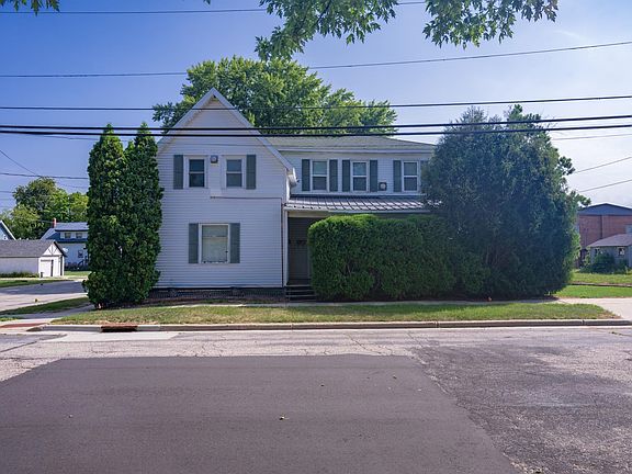 2nd image of 251 Maine St