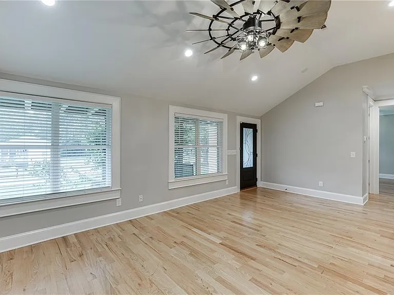75 Cherry St — Photo 10