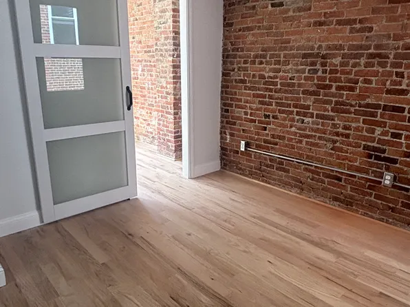 85 N Margin St APT 3, Boston, MA 02113