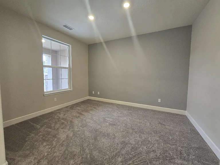 532 E Equinox Peak Ct — Photo 6