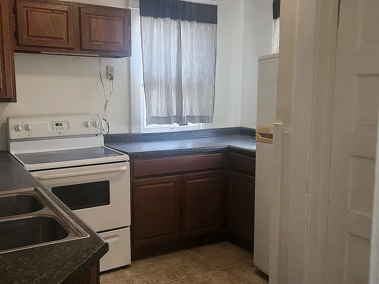 1524 Washington St #1 — Photo 4