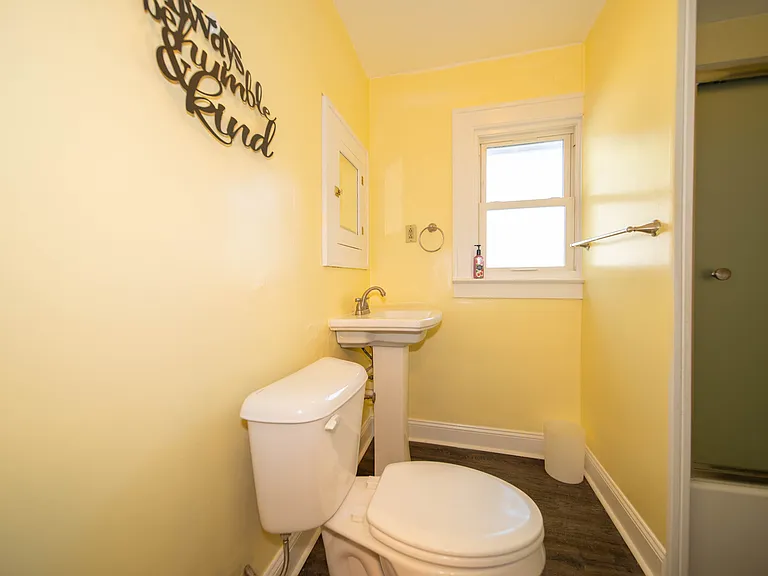 5446 N College Ave — Photo 16