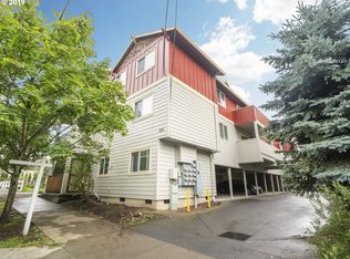 225 SE 126th Ave APT 5, Portland, OR 97233