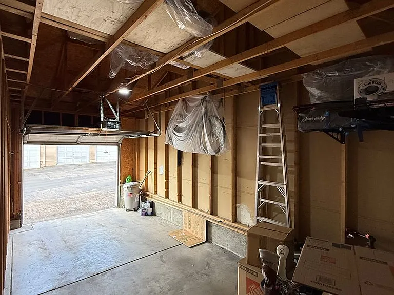 350 S Estes St #B — Photo 23