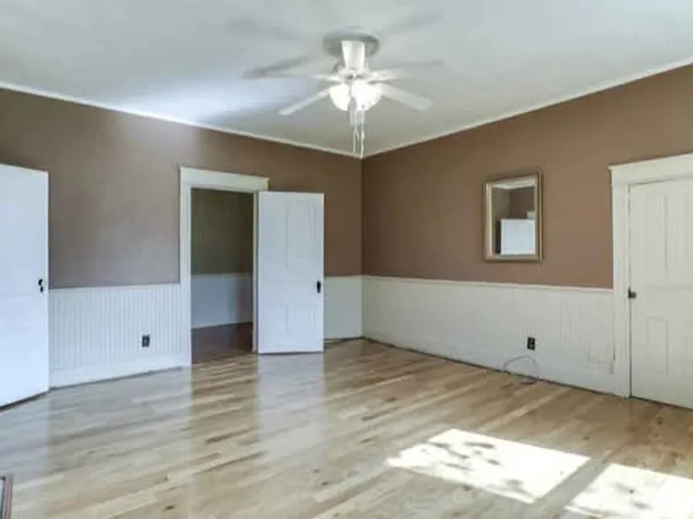 309 Englewood Ave — Photo 4