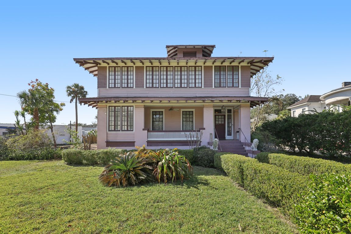 Acosta St-S0511-001.jpg